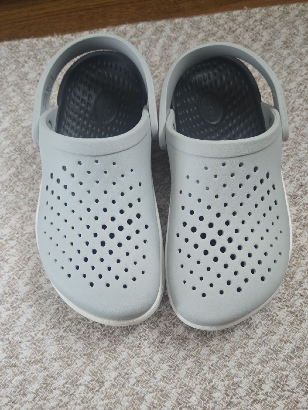 Womens LiteRide Breathable Crocs in Light Gray